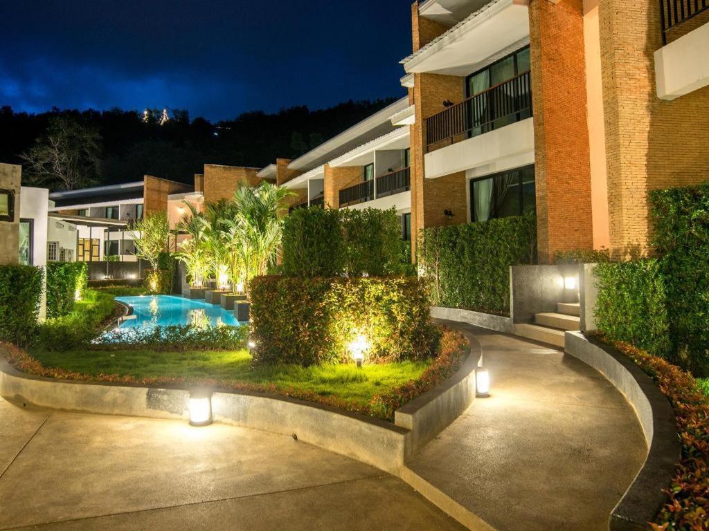 B2 Mae Hong Son Premier Hotel Buitenkant foto